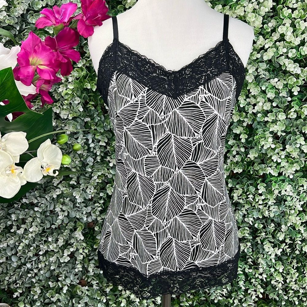 White House Black Market Leaf Lace Trim Camisole Tank Top